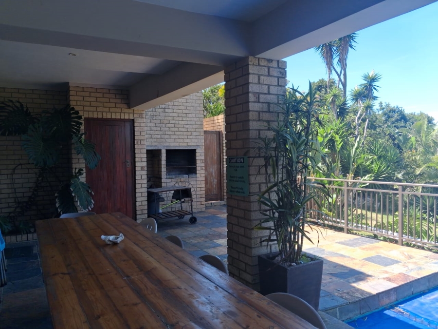 To Let 1 Bedroom Property for Rent in Cove Rock Eastern Cape